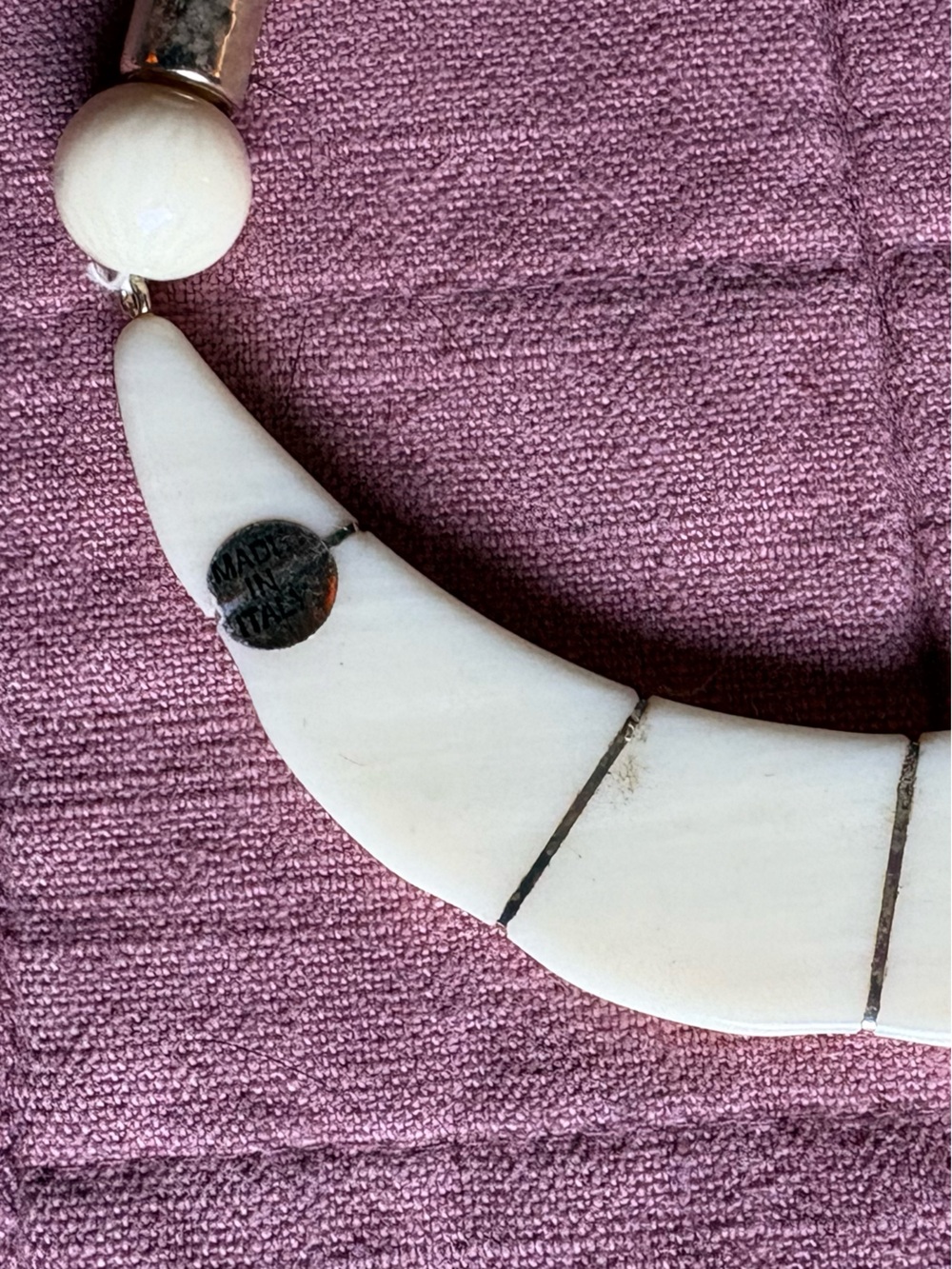 Vintage White and Gold beaded Necklace- Statement necklace - Picture 6 of 7